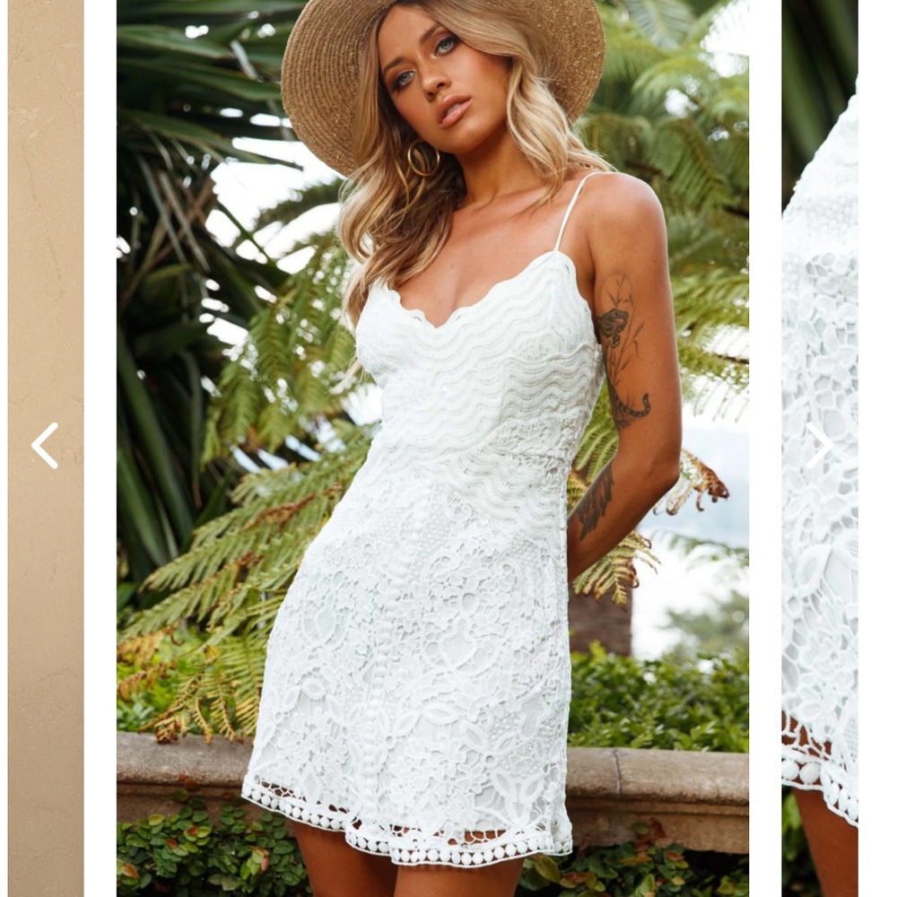 Selfie Leslie dress